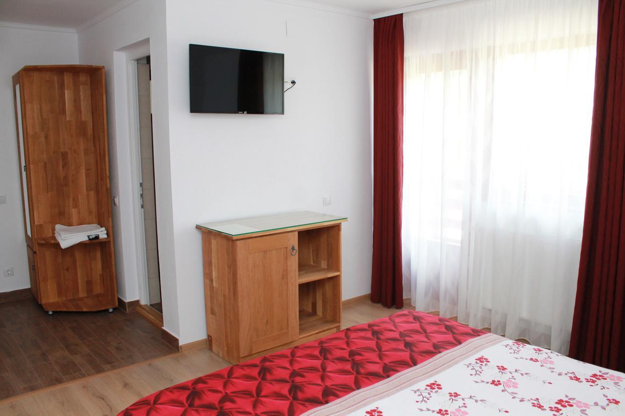 Casa Moldovan Совата Экстерьер фото