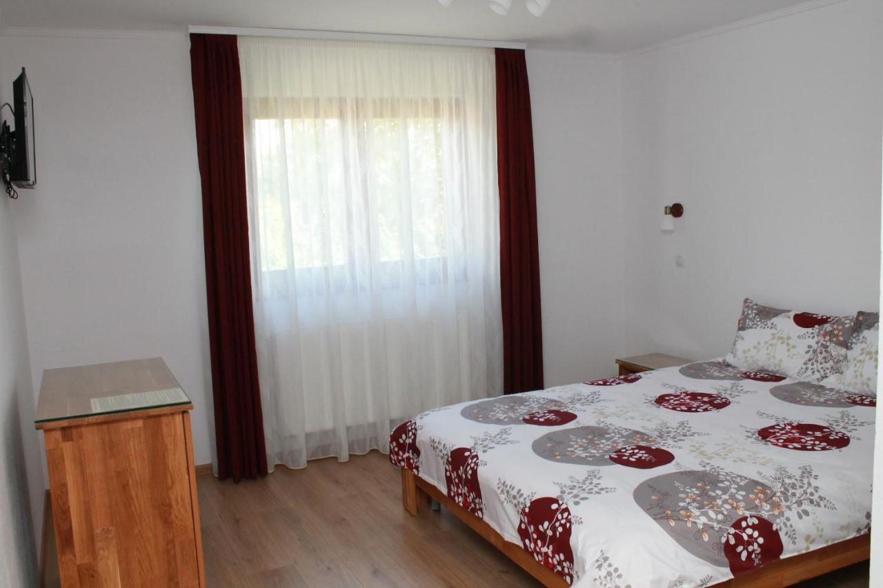 Casa Moldovan Совата Экстерьер фото