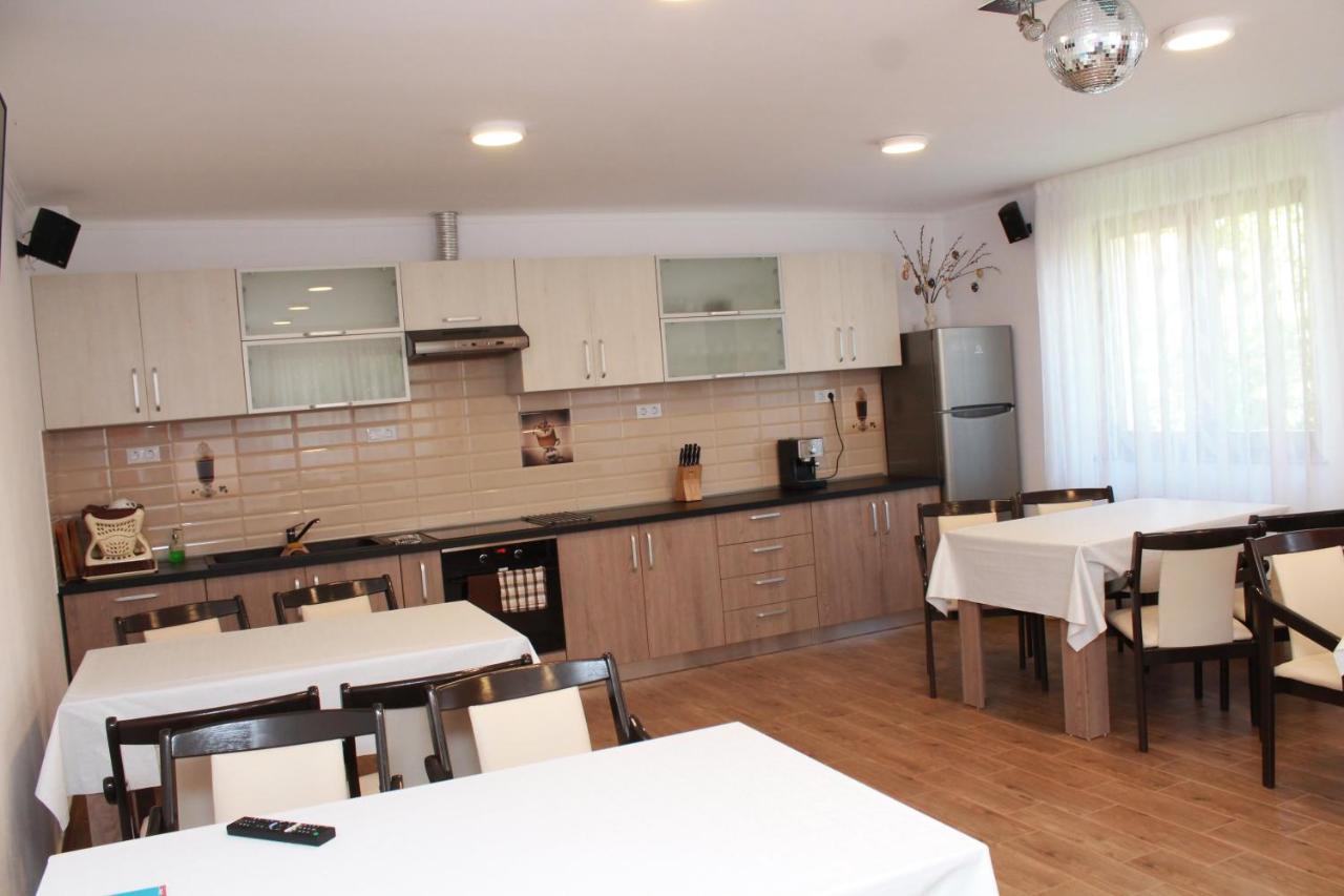Casa Moldovan Совата Экстерьер фото