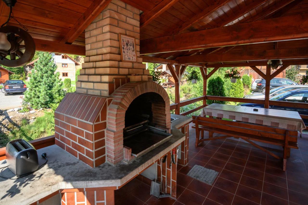 Casa Moldovan Совата Экстерьер фото