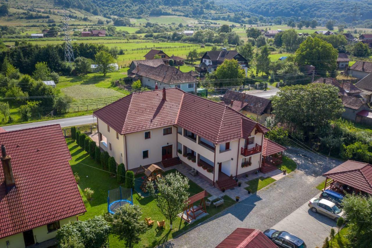 Casa Moldovan Совата Экстерьер фото