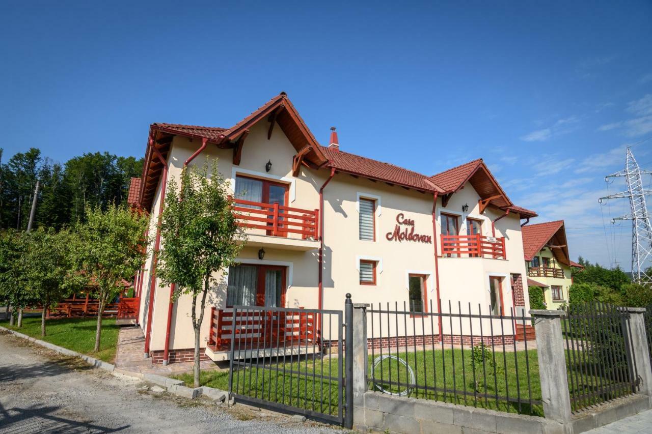Casa Moldovan Совата Экстерьер фото